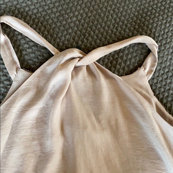 Gorgeous Silk Tank w Sequin accent - Picture 5 of 5